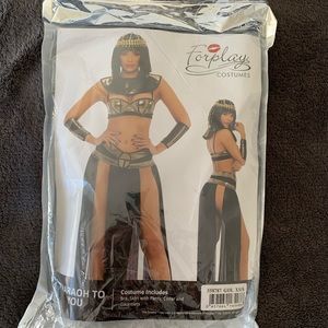 CLEOPATRA HALLOWEEN COSTUME